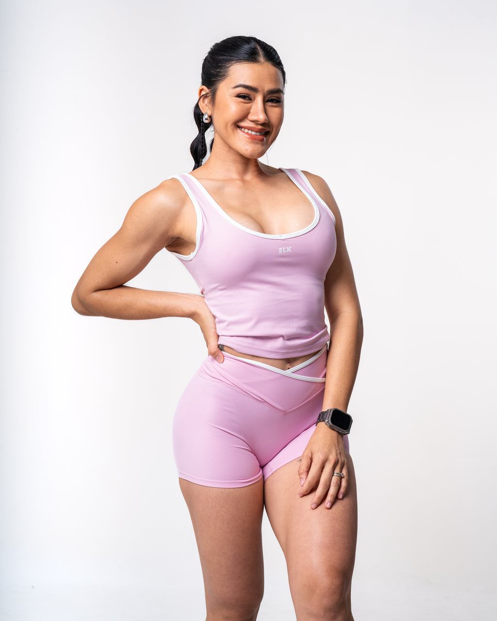 WHTLN Tank